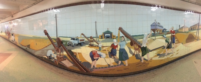 Фрагмент мозаики в ростовском переходе