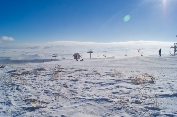 Виды со средней станции канатки горнолыжного курорта Цахкадзор