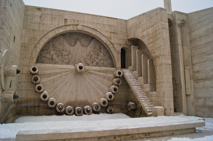 Ереванский Каскад (видимо фонтан)
