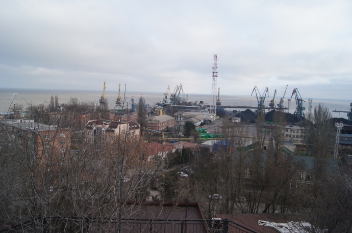 Вид на Таганрогский порт