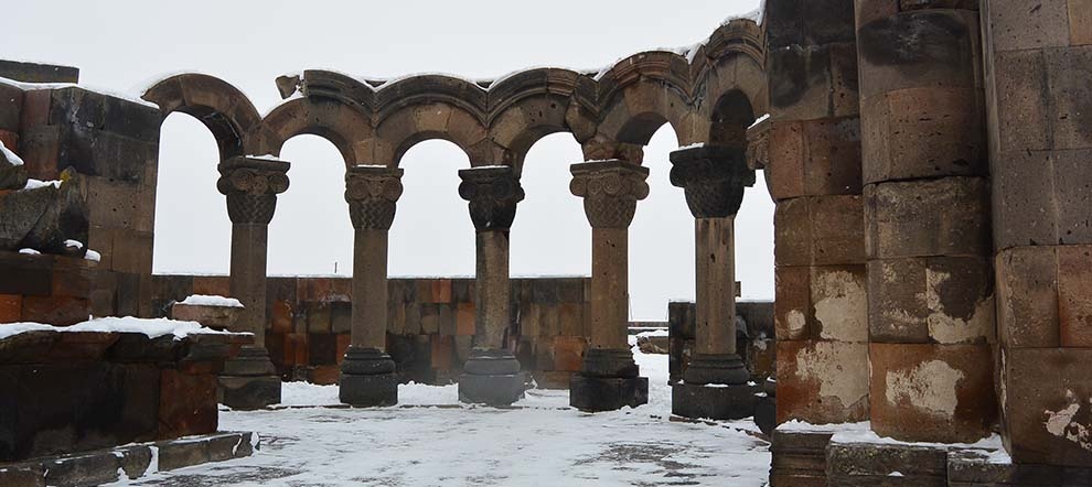 Развалины храма Звартноц. Армения