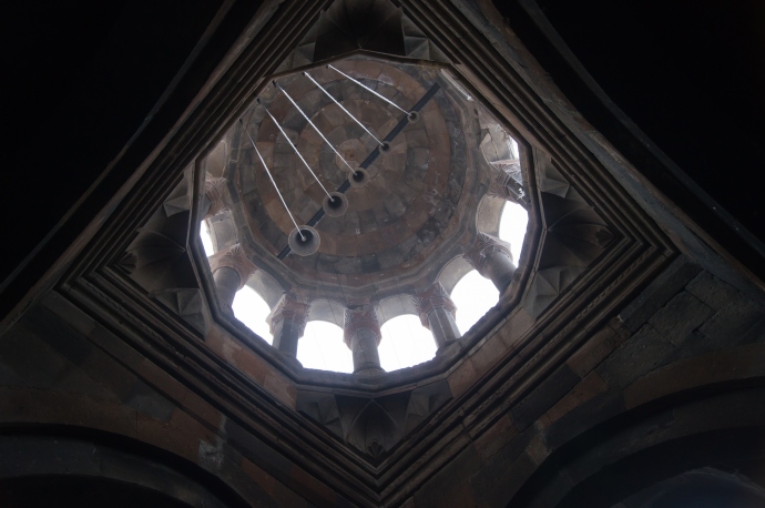 Монастырь Ованаванк. Колокола под куполом