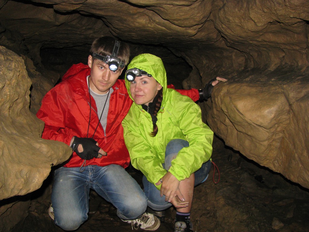 Большая Фанагорийская пещера. Узкое место в конце.