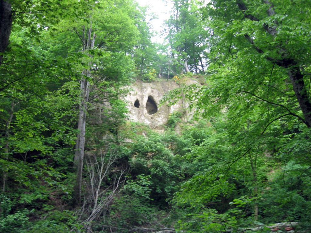 Богатырские пещеры